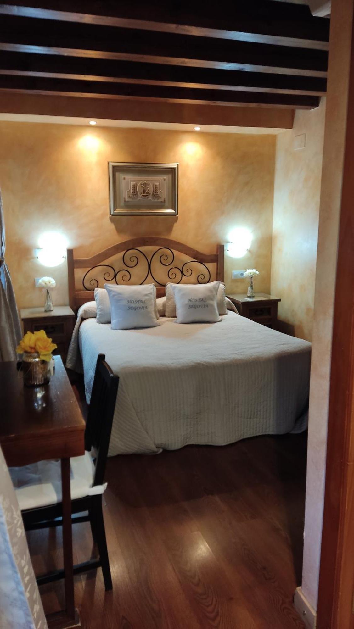 Hostal Segovia Adults Only Ruang foto
